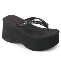 FUNN-33 DemoniaCult ladys platform studded thong sandal zipper black matte
